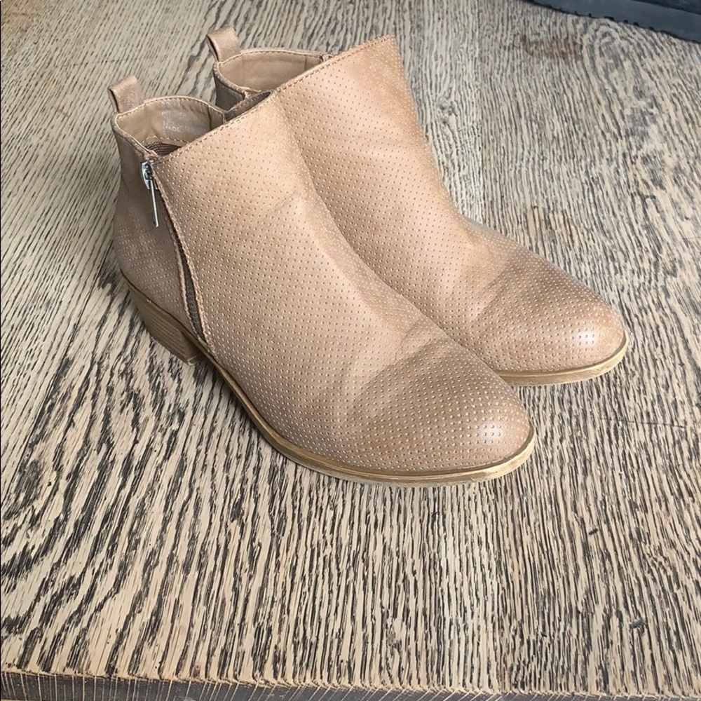 Shoe boots!